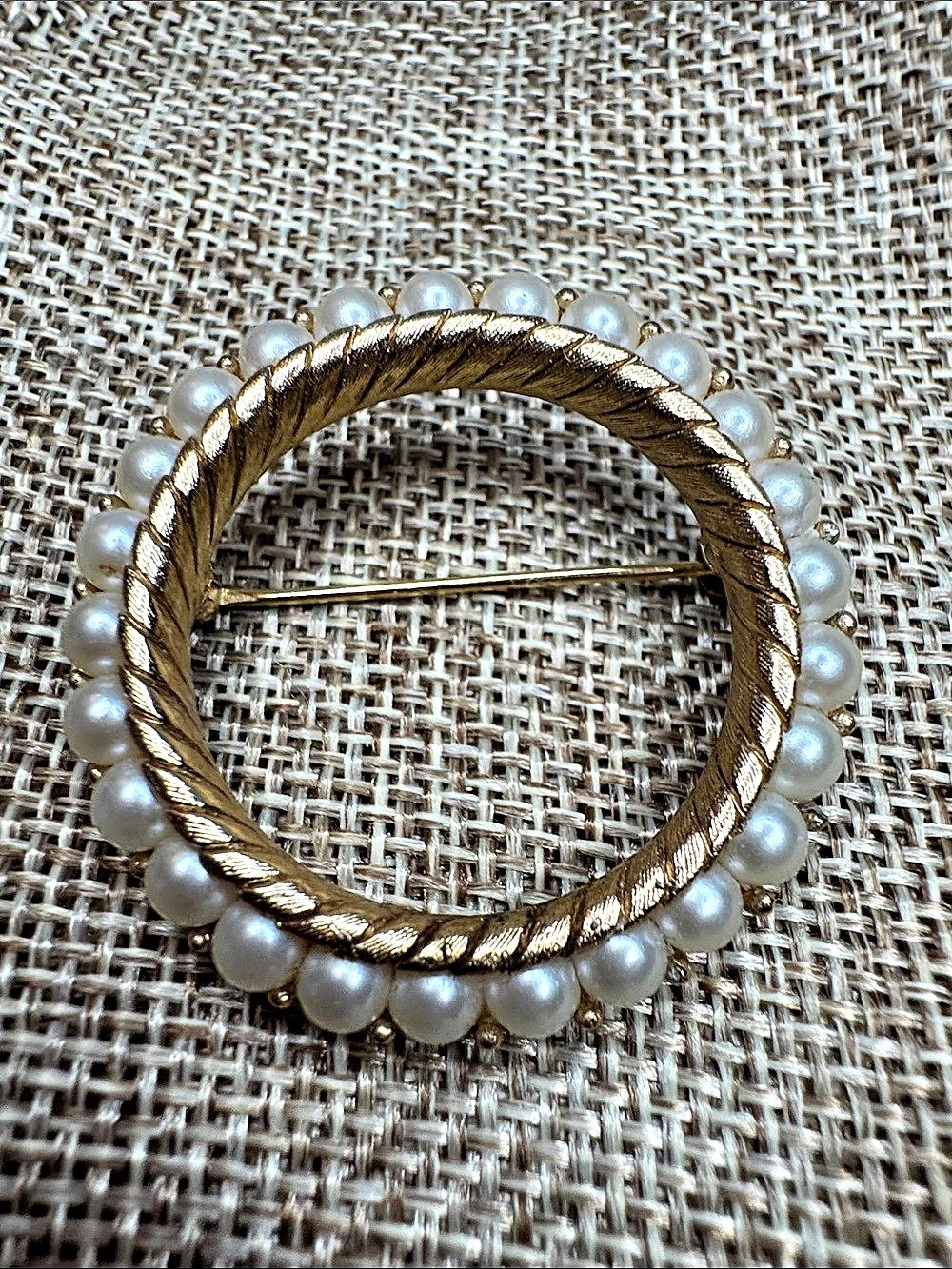 Trifari Pearl-Trimmed Gold-Tone Brooch